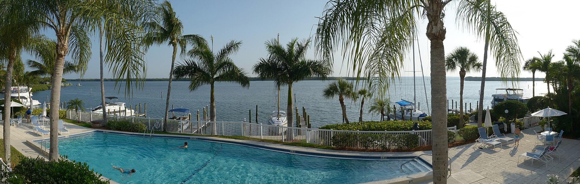 Longboat Key — Country Club Shores, Bay Isles, Gulf-front estates